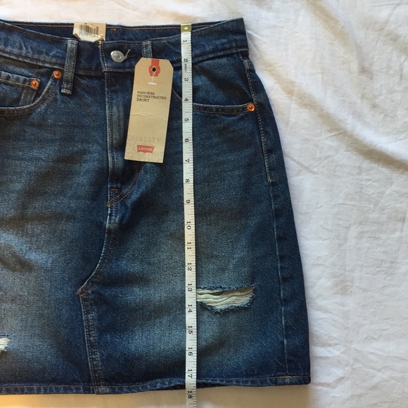Levi’s High Rise Deconstructed Denim Jean Skirt - Picture 3 of 7